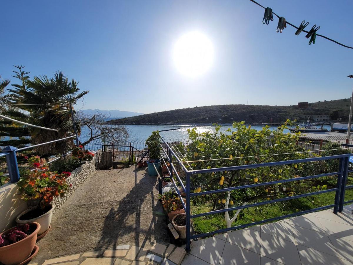 Guesthouse Shpetim Sarandë Eksteriør billede