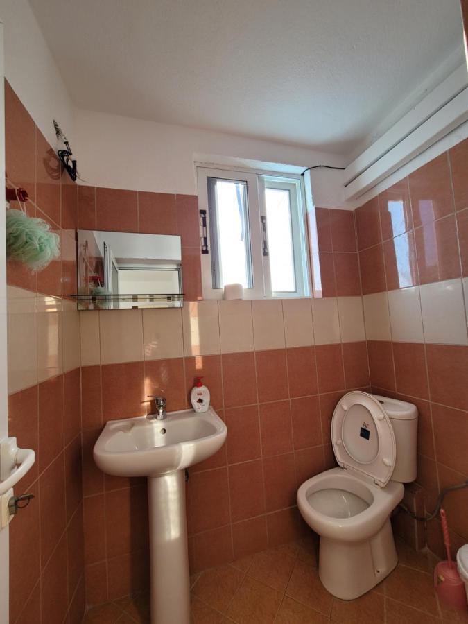 Guesthouse Shpetim Sarandë Eksteriør billede